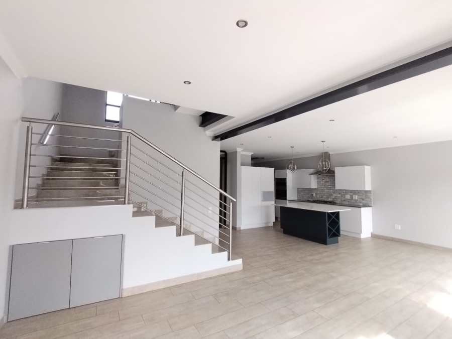 3 Bedroom Property for Sale in The Islands Estates North West